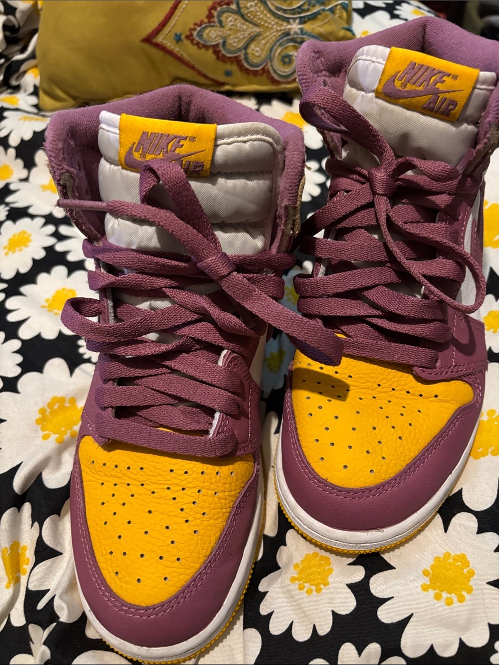 Nike Kids High-Top Sneakers in Purple and Yellow